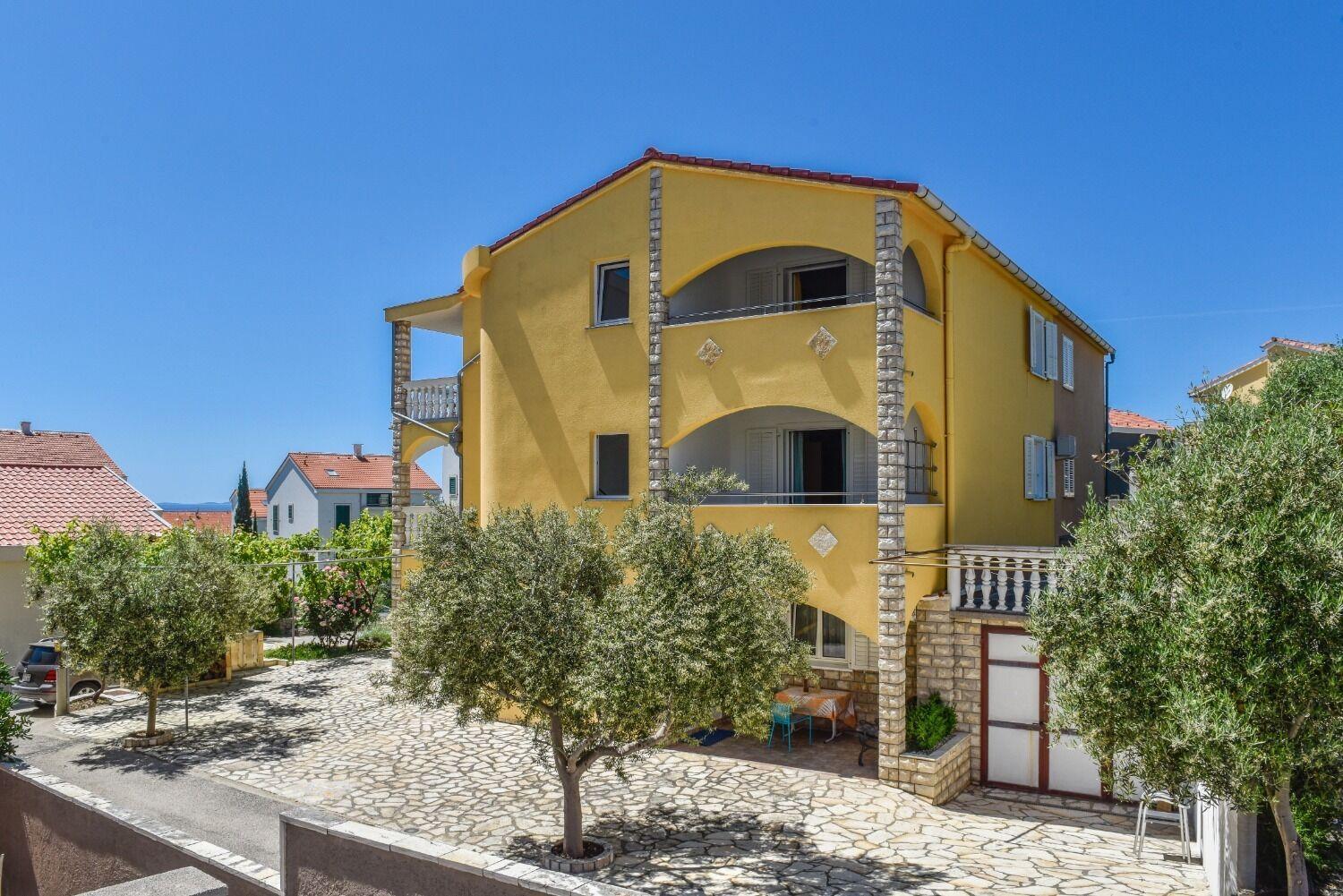 Apartments Mark - 200 M From Sea Novalja Exteriör bild